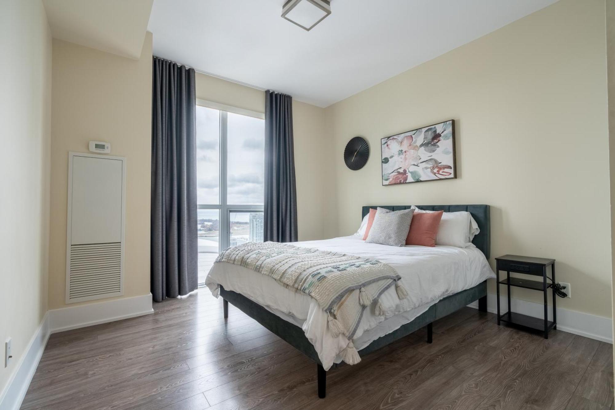 טורונטו Globalstay Modern Downtown Apartment מראה חיצוני תמונה