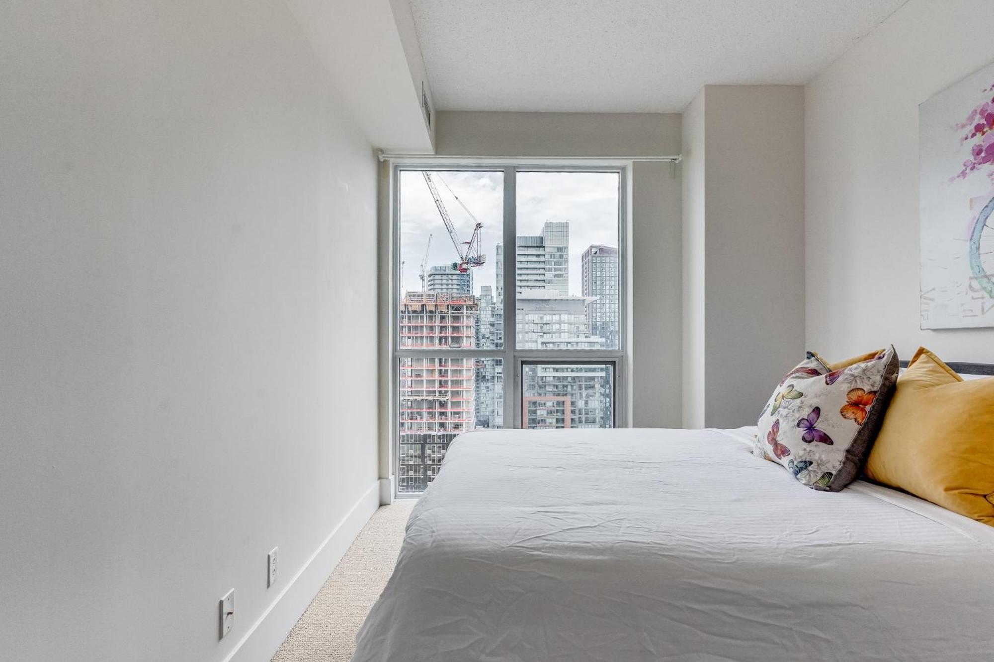 טורונטו Globalstay Modern Downtown Apartment מראה חיצוני תמונה