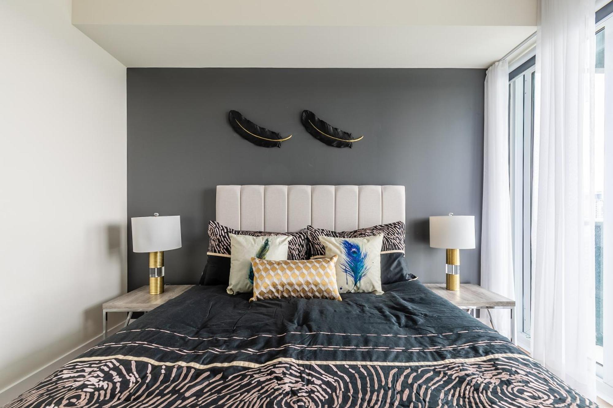 טורונטו Globalstay Modern Downtown Apartment מראה חיצוני תמונה