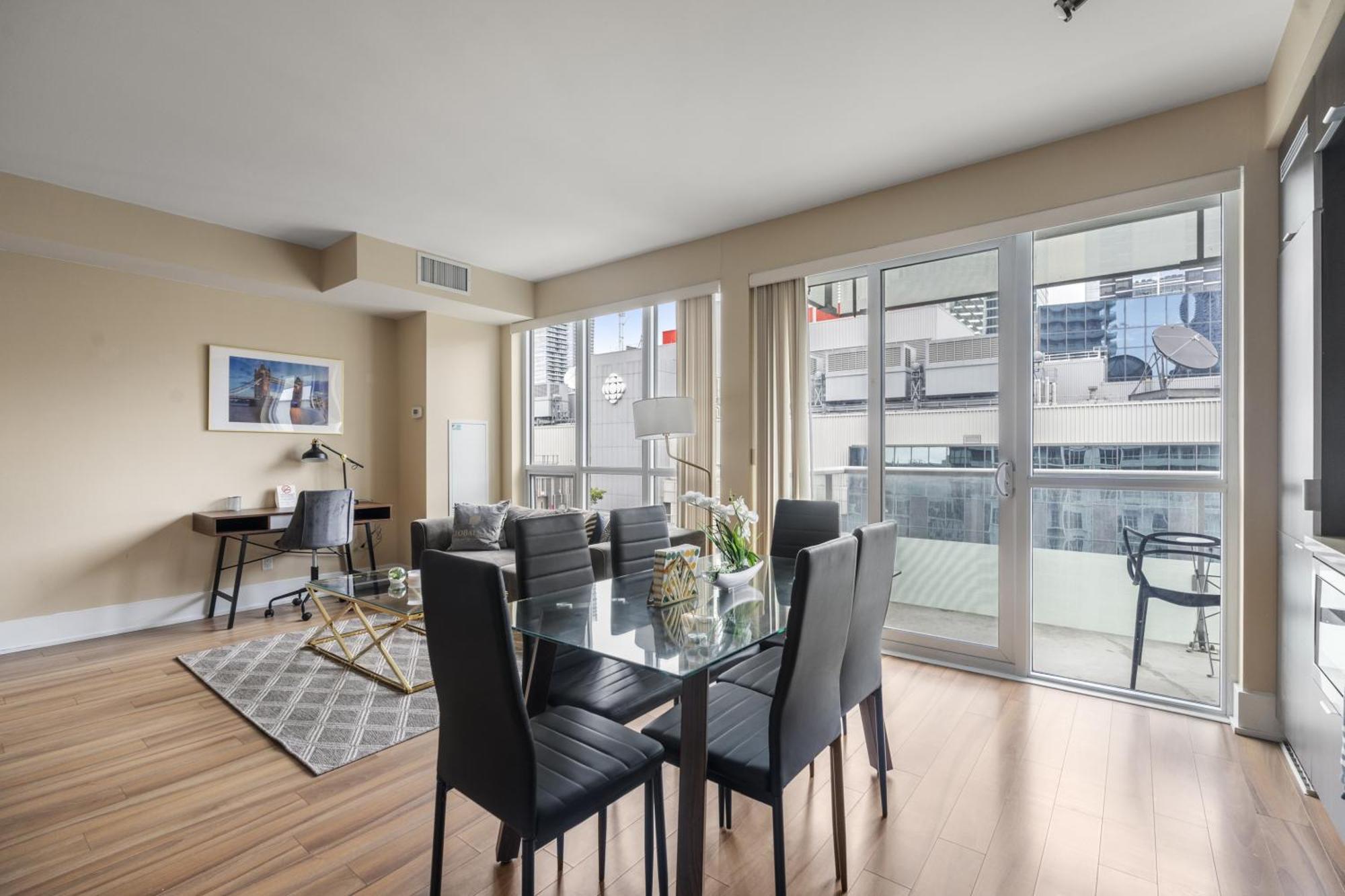 טורונטו Globalstay Modern Downtown Apartment מראה חיצוני תמונה